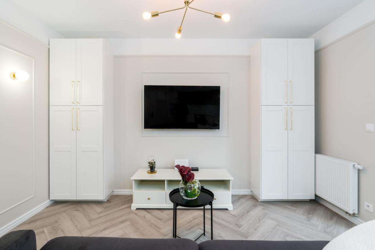 Modern Studio Apartments Poznan City Center By Noclegi Renters Exterior photo