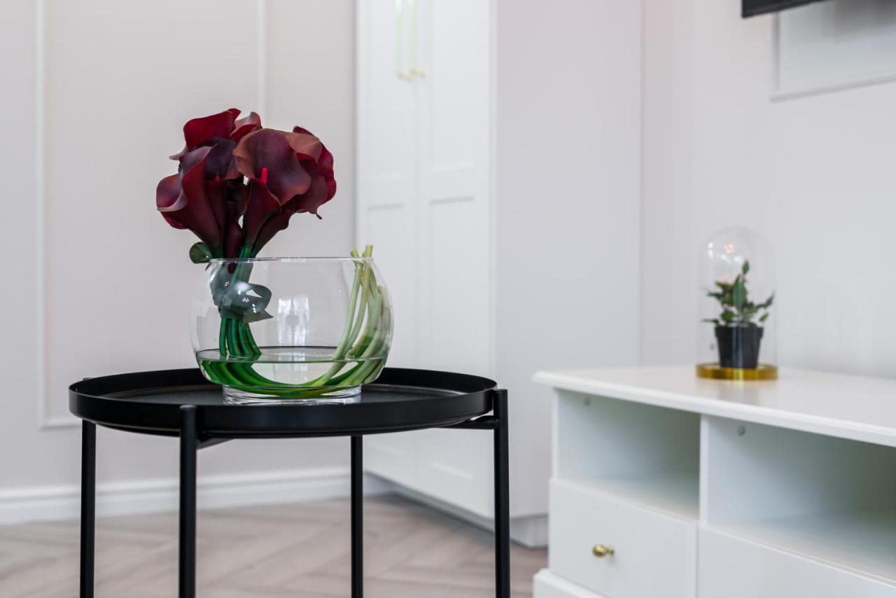Modern Studio Apartments Poznan City Center By Noclegi Renters Exterior photo