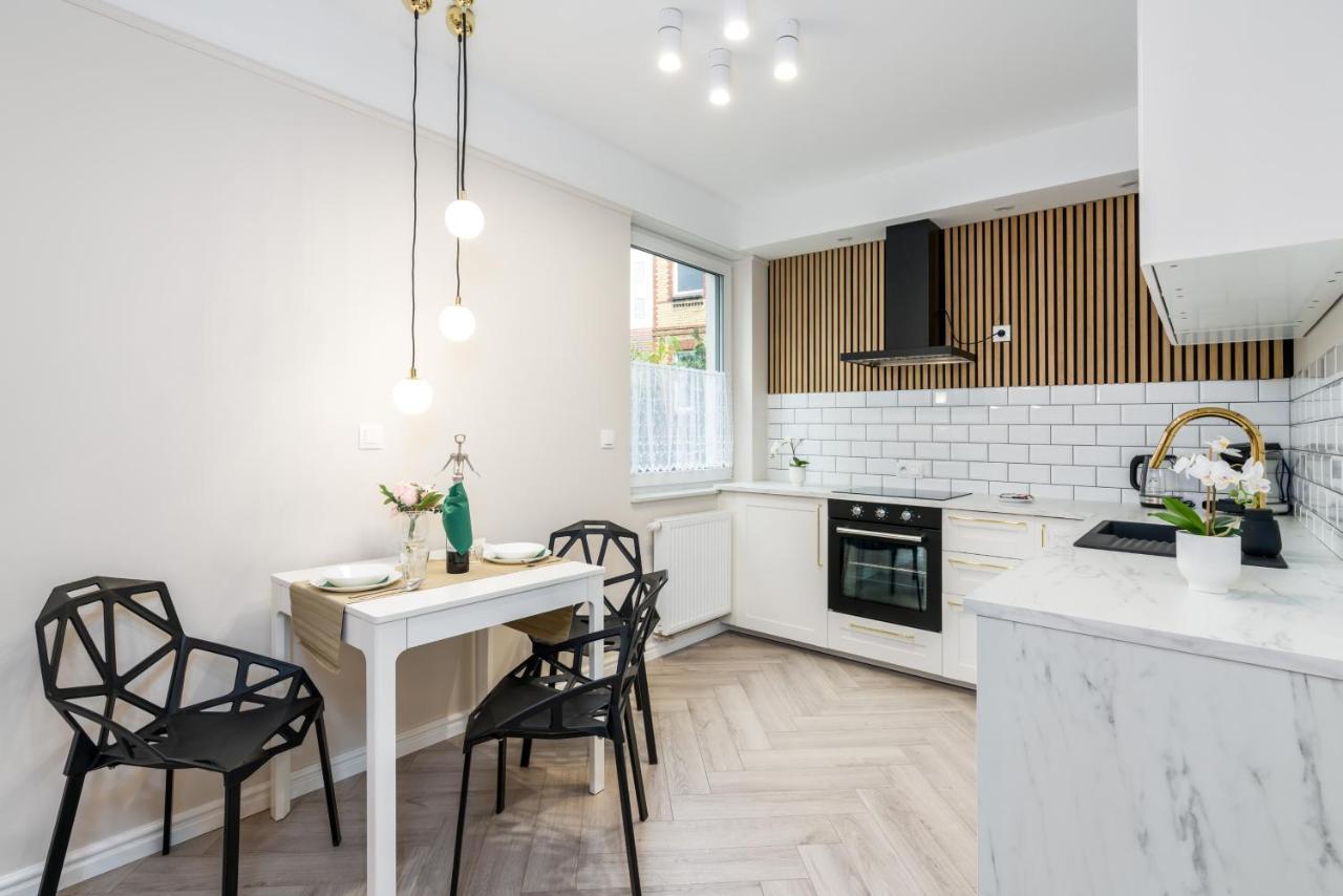 Modern Studio Apartments Poznan City Center By Noclegi Renters Exterior photo